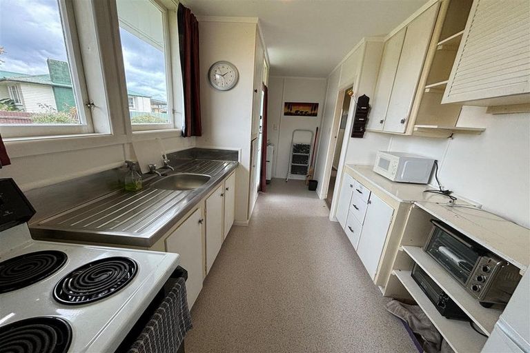 Photo of property in 15c Wingrove Road, Owhata, Rotorua, 3010