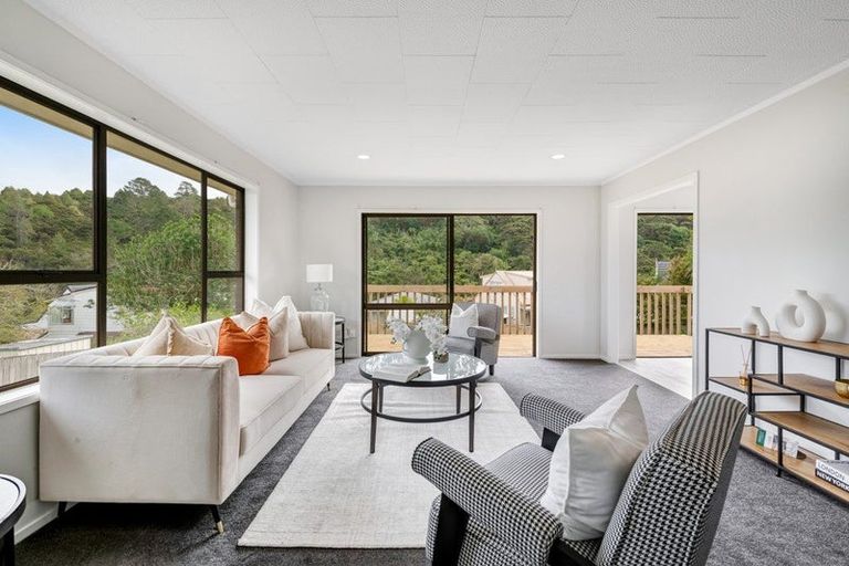 Photo of property in 148 Lynn Road, Bayview, Auckland, 0629