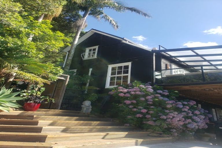 Photo of property in 102 Beach Road, Onerahi, Whangarei, 0110