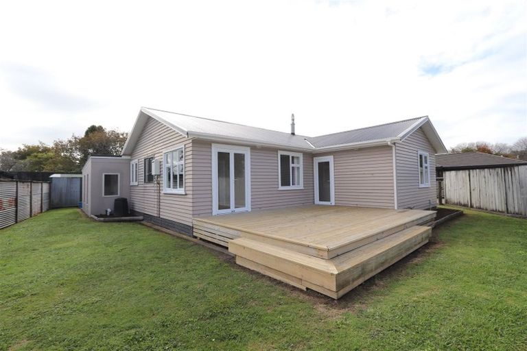 Photo of property in 7a Hinau Street, Inglewood, 4330