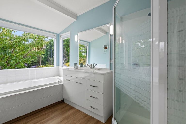 Photo of property in 5 Tainui Street, Raumati Beach, Paraparaumu, 5032