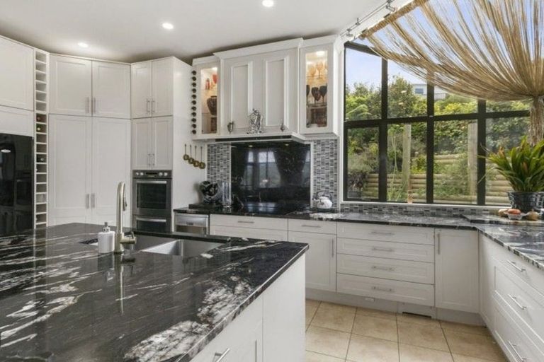 Photo of property in 23 Meadowbank Drive, Belmont, Lower Hutt, 5010