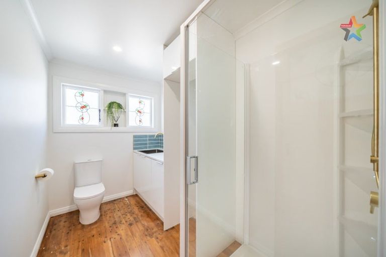 Photo of property in 44 Cambridge Terrace, Waiwhetu, Lower Hutt, 5010