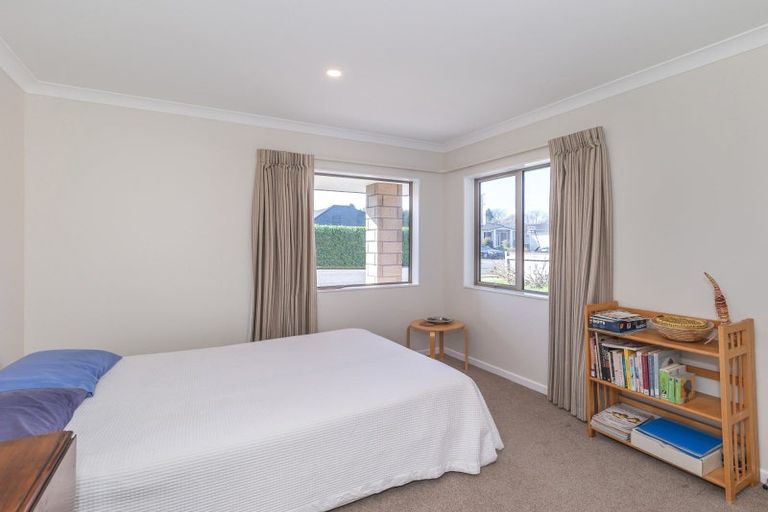 Photo of property in 45 Chester Street, Levin, 5510
