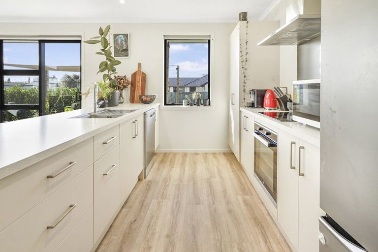 Photo of property in 4/5 Hall Street, Kihikihi, Te Awamutu, 3800