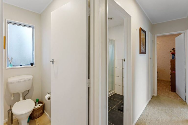 Photo of property in 8 Aratika Crescent, Otaki, 5512