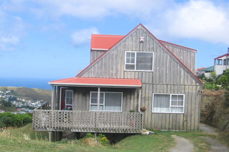 Photo of property in 6 Monteith Grove, Brooklyn, Wellington, 6021