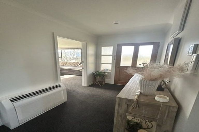 Photo of property in 15 Skerries Street, Outram, 9019