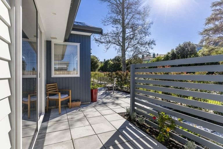 Photo of property in 16 Trevally Place, Snells Beach, 0920