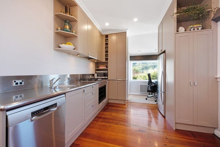 Photo of property in 36 Motueka Street, Ngaio, Wellington, 6035