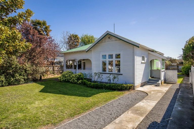 Photo of property in 6 Seddon Street, Rangiora, 7400