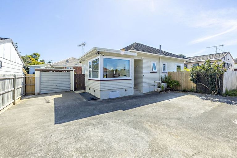 Photo of property in 2/15 Hill Road, Papatoetoe, Auckland, 2025