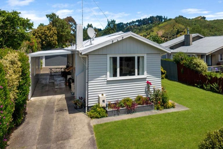 Photo of property in 10 Glasgow Crescent, Kaiti, Gisborne, 4010