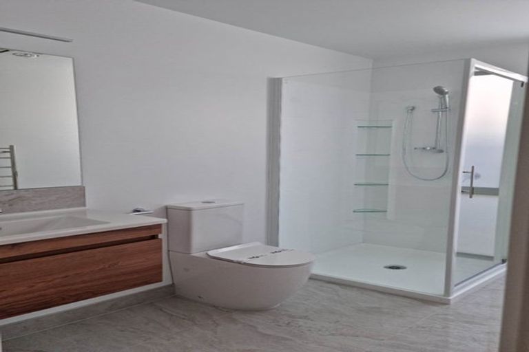 Photo of property in 8 Papaka Lane, Poike, Tauranga, 3112