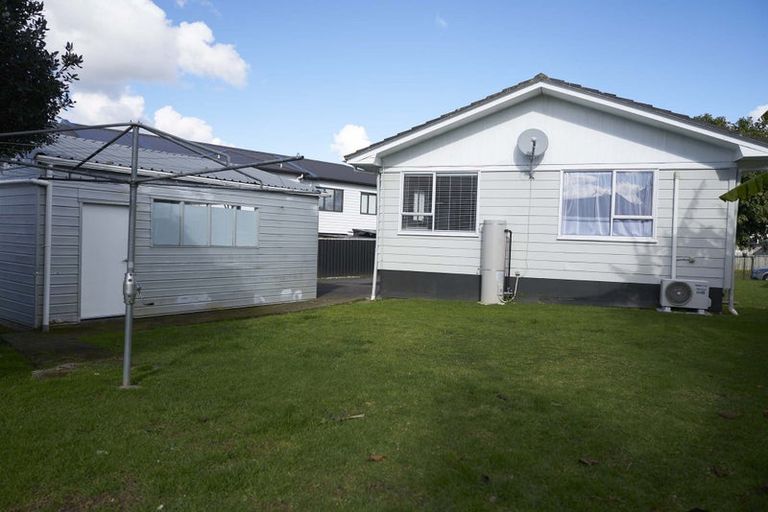 Photo of property in 39 Court Town Close, Mangere, Auckland, 2022