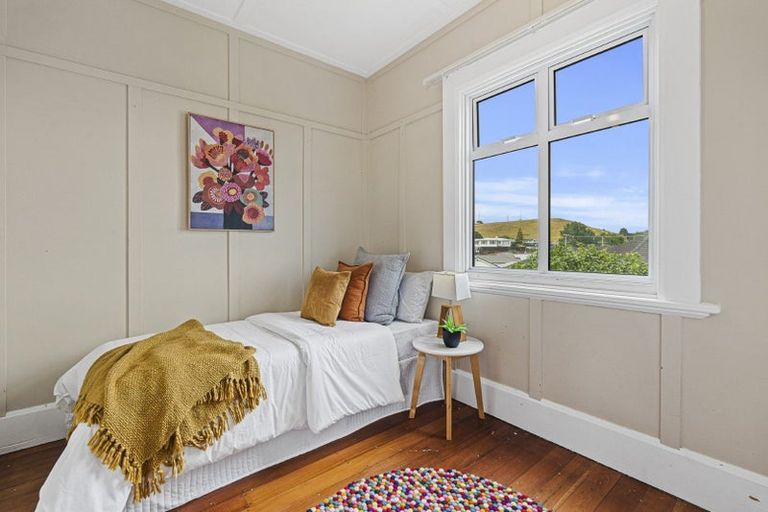 Photo of property in 50 Bayly Road, Blagdon, New Plymouth, 4310