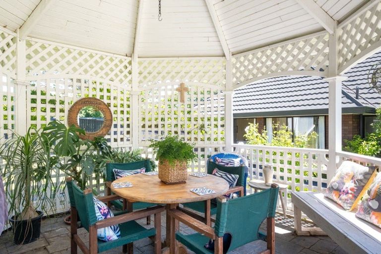 Photo of property in 6 Chestnut Court, Havelock North, 4130