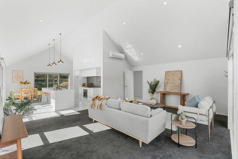 Photo of property in 5 Warhorse Gate, Halswell, Christchurch, 8025