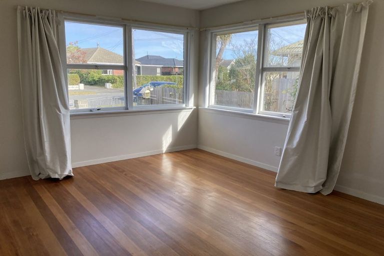 Photo of property in 72 Teesdale Street, Burnside, Christchurch, 8053