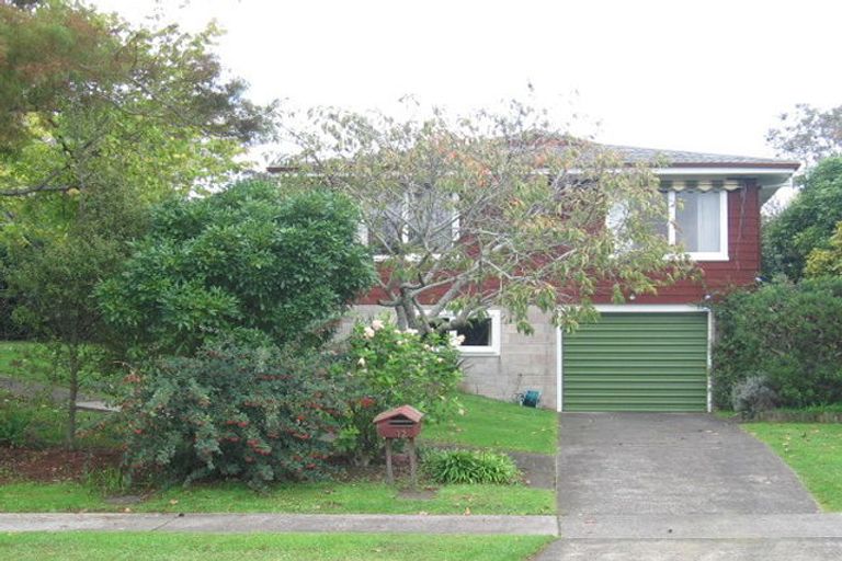 Photo of property in 12 Janet Street, Sunnyhills, Auckland, 2010