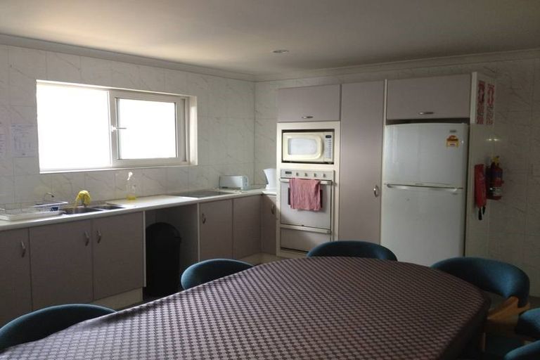 Photo of property in 10 Clare Place, Pirimai, Napier, 4112