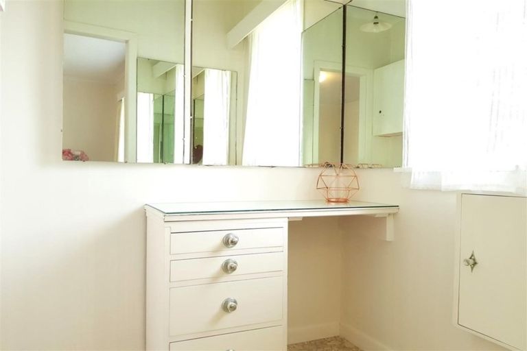 Photo of property in 1 Shoemaker Road, Waipu, 0510