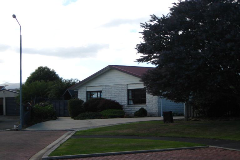 Photo of property in 8 Maple Grove, Mosgiel, 9024