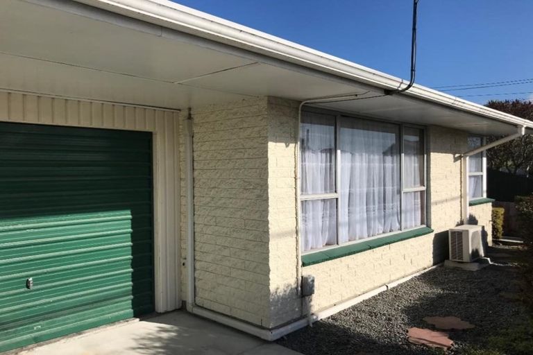 Photo of property in 2/109 Domain Terrace, Spreydon, Christchurch, 8024