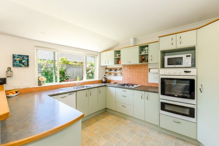 Photo of property in 88 Weggery Drive, Waikanae Beach, Waikanae, 5036