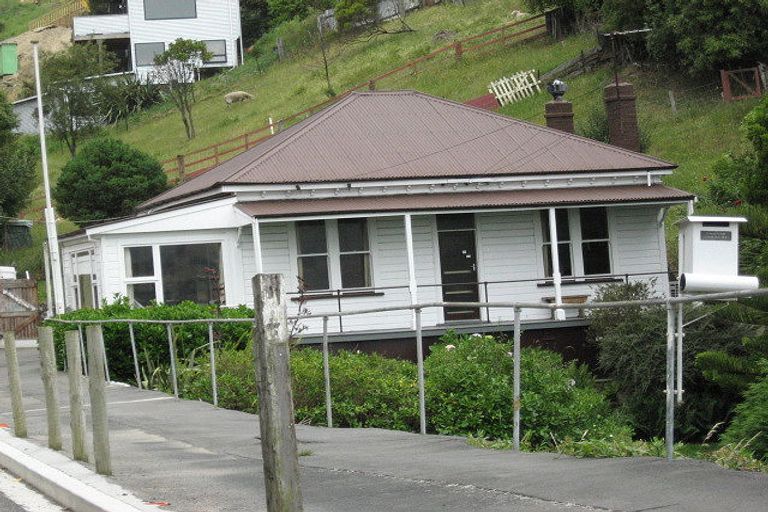 Photo of property in 58 Dublin Street, Lyttelton, 8082