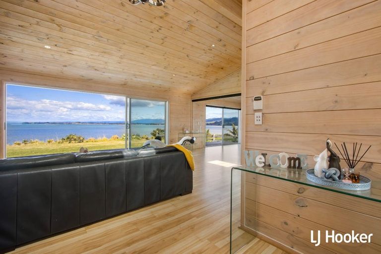 Photo of property in 28 Sandleigh Drive, Athenree, Katikati, 3177