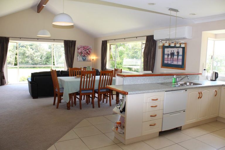 Photo of property in 38 Henson Road, Whitford, Howick, 2571