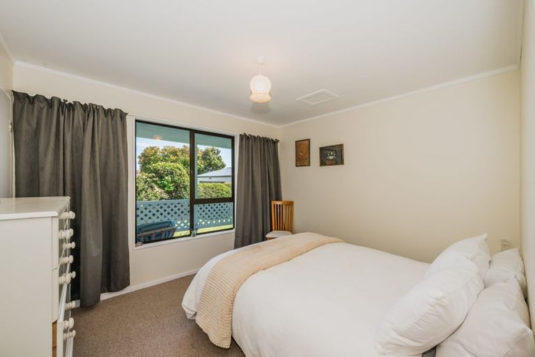 Photo of property in 49 Belvedere Avenue, Waikanae, 5036