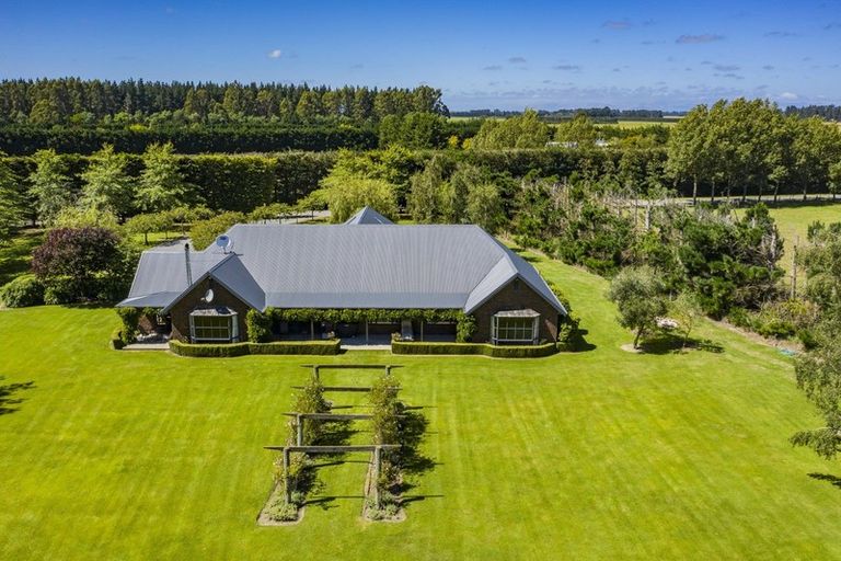 Photo of property in 1764 Tram Road, Swannanoa, Rangiora, 7475
