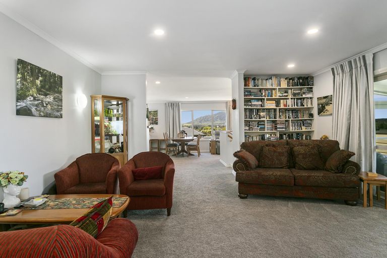 Photo of property in 24 Luberon Way, Nukuhau, Taupo, 3330