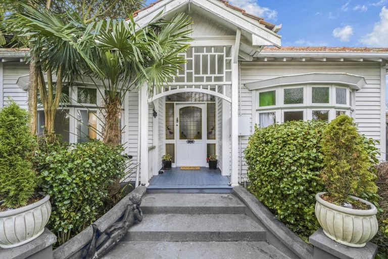 Photo of property in 184 Main North Road, Redwood, Christchurch, 8051