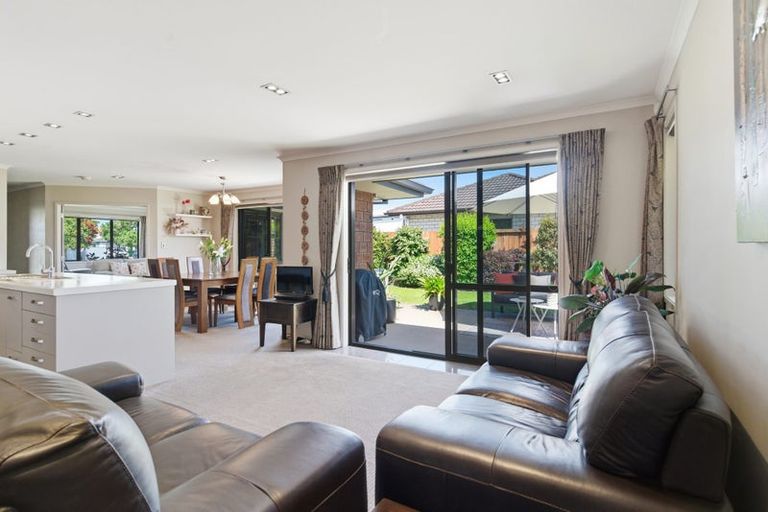 Photo of property in 631 Gloucester Road, Papamoa Beach, Papamoa, 3118