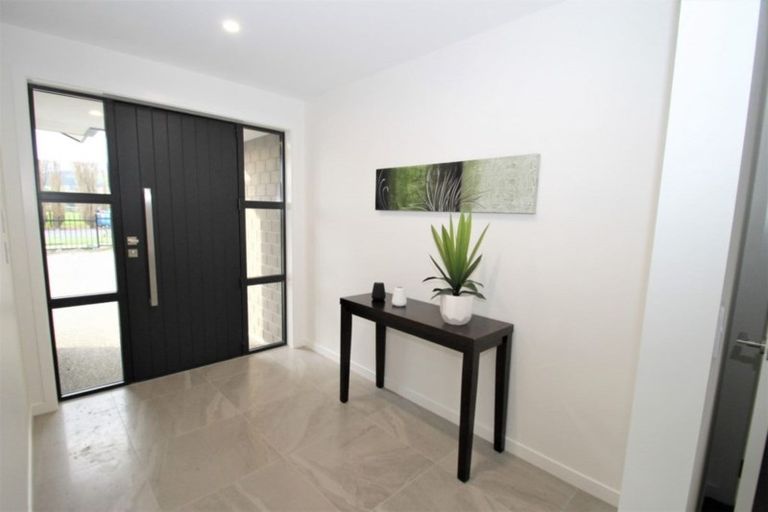 Photo of property in 91 Wingatui Road, Mosgiel, 9024