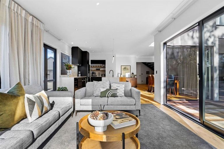 Photo of property in 30b Glandovey Road, Fendalton, Christchurch, 8052