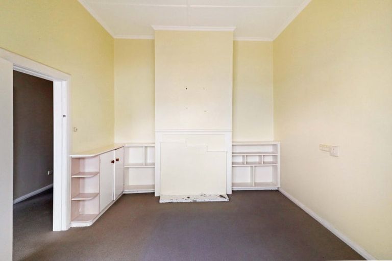 Photo of property in 28 Luxford Street, Berhampore, Wellington, 6023