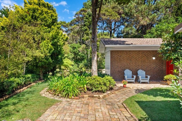 Photo of property in 14 Blundell Place, Chatswood, Auckland, 0626