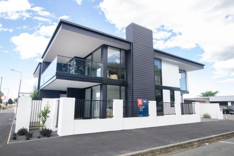 Photo of property in 13 Mona Square, Ashburton, 7700
