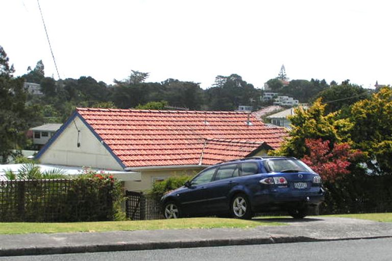 Photo of property in 74 Clarence Road, Northcote Point, Auckland, 0627