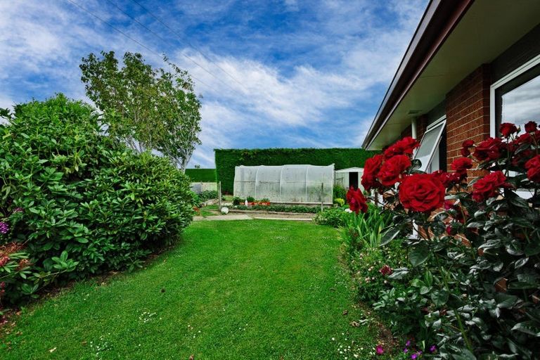 Photo of property in 10 Wills Road, West Plains, Invercargill, 9874