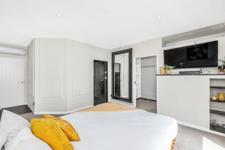 Photo of property in 21 Whareora Terrace, Cashmere, Christchurch, 8022