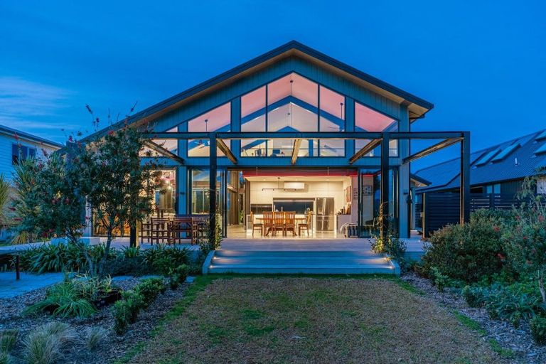 Photo of property in 112 Ti Kouka Crescent, Matarangi, Whitianga, 3592