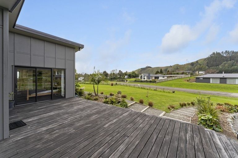 Photo of property in 4 Honoiti Ranapiri Place, Manakau, Levin, 5573