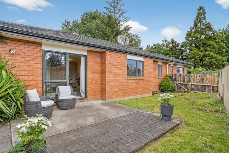 Photo of property in 61d Sabulite Road, Kelston, Auckland, 0602