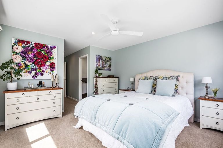 Photo of property in 20 Glide Lane, Whitby, Porirua, 5024