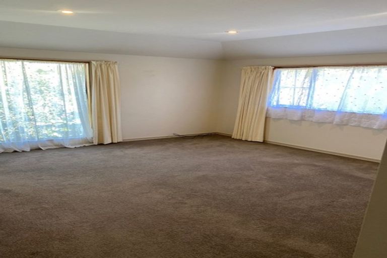 Photo of property in 90a Govett Avenue, Frankleigh Park, New Plymouth, 4310